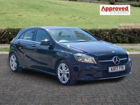 Begagnad Mercedes A200 2017 Blå Halvkombi