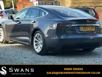 Używany Tesla Model S 350 kW (476 KM) 2017 Srebrny Hatchback
