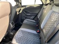 Used VW T-Roc R-line 150 HP (110 kW) 2025 Black SUV