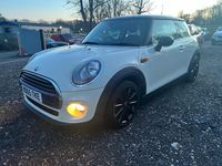Used Mini Cooper Hatch 136 HP (100 kW) 2016 White Hatchback