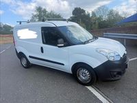 Second-hand Vauxhall Combo 95 CP (69 kW) 2018 Alb Monovolum