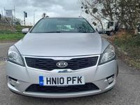 Used Kia Ceed 2010 Silver Hatchback