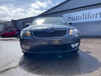 used Skoda Octavia 1.6 TDI Elegance Estate 5dr Diesel DSG Euro 5 (s/s) (105 ps) SAT NAV, 9 SER