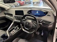 Used Peugeot 5008 Allure 120 HP (88 kW) 2018 White SUV