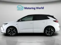 Second-hand Vauxhall Grandland X Ultimate 130 CP (95 kW) 2024 Alb SUV