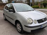 Used VW Polo 75 HP (55 kW) 2004 Silver Hatchback