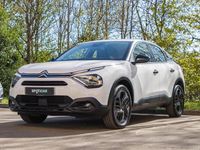 Used Citroën C4 PureTech 99 HP (72 kW) 2022 White Hatchback