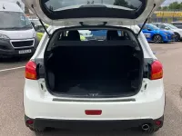 Used Mitsubishi ASX 114 HP (83 kW) 2016 White SUV