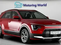 Używany Kia Niro 141 KM (103 kW) 2023 Czerwony SUV