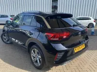Used VW T-Roc R-line 150 HP (110 kW) 2025 Black SUV