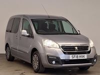 Gebraucht Peugeot TePee Active 100 PS (73 kW) 2018 Grau Kombi