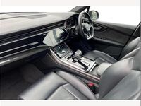 Used Audi Q7 Black Edition 340 HP (250 kW) 2022 Navarra blue SUV