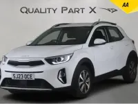 Second-hand Kia Stonic 100 CP (73 kW) 2023 Alb SUV