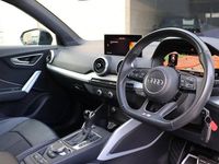 Begagnad Audi Q2 Black Edition 2021 Svart SUV