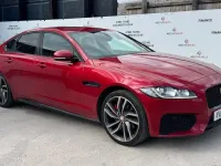 Używany Jaguar XF Supercharged 2016 Czerwony Sedan/Limuzyna