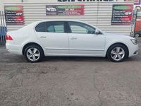 Used Skoda Superb LAURIN & KLEMENT 2014 White Hatchback