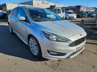 Used Ford Focus Zetec 125 HP (91 kW) 2015 Silver Hatchback