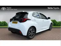 Used Toyota Yaris Design 113 HP (83 kW) 2023 White Hatchback