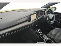 Used VW Golf VIII R-line 150 HP (110 kW) 2024 Lime yellow Hatchback