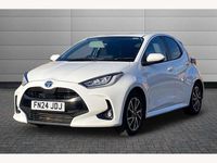 Used Toyota Yaris Hybrid Design 116 HP (85 kW) 2024 White Hatchback