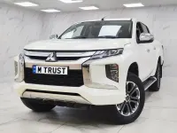 Used Mitsubishi L200 150 HP (110 kW) 2021 White Pickup