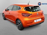Used Renault Clio V Version S 140 HP (102 kW) 2022 Orange Hatchback