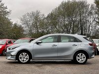 Używany Kia Ceed 158 KM (116 kW) 2024 Szary Hatchback