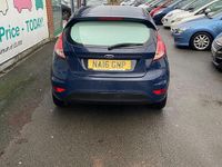 Used Ford Fiesta 75 HP (55 kW) 2016 Blue Van