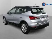 Usado Seat Arona SE Technology 116 CV (85 kW) 2019 Plateado SUV