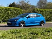 Used Vauxhall Astra 300 HP (220 kW) 2007 Blue Hatchback
