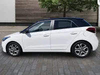 Used Hyundai i20 84 HP (61 kW) 2019 White Hatchback