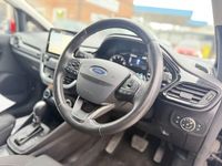 Używany Ford Fiesta Titanium 100 KM (73 kW) 2017 Czarny Hatchback