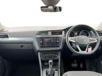 Usado VW Tiguan Life 150 CV (110 kW) 2022 Gris SUV