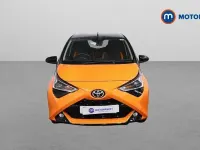 Second-hand Toyota Aygo X-cite 72 CP (52 kW) 2019 Portocaliu Hatchback