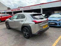 Used Lexus UX 250h 181 HP (133 kW) 2021 Silver SUV