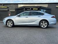 Used Vauxhall Insignia SRi 170 HP (125 kW) 2017 Silver Hatchback
