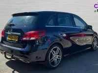 Käytetty Mercedes B220 Executive 177 HP (130 kW) 2018 Sininen Tila-auto