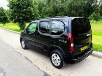 New Peugeot Rifter Allure 100 HP (73 kW) 2025 Black MPV