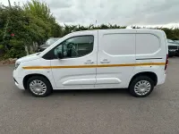 Used Vauxhall Combo 100 HP (73 kW) 2023 White MPV