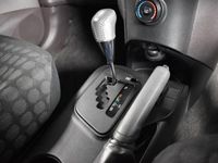 Usado Toyota iQ 68 HP (50 kW) 2009 Roxo Citadino