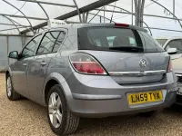 Used Vauxhall Astra Active 140 HP (102 kW) 2009 Silver Hatchback