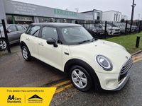 Used Mini Cooper Classic 136 HP (100 kW) 2019 White Hatchback