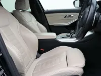 Begagnad BMW 330e M Sport 2020 Svart Sedan