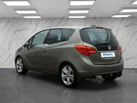 Used Vauxhall Meriva S 120 HP (88 kW) 2016 Brown MPV