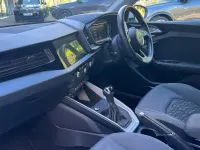 Usado Audi A1 Comfort 116 HP (85 kW) 2019 Branco SUV