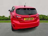 Second-hand Ford Fiesta Titanium 100 CP (73 kW) 2019 Roșu Hatchback