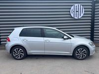 Używany VW Golf VII Match 115 KM (84 kW) 2019 Srebrny Hatchback