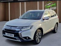 Used Mitsubishi Outlander 150 HP (110 kW) 2019 White SUV