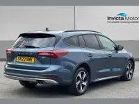 Used Ford Focus Active 155 HP (114 kW) 2023 Blue Estate