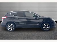 Used Nissan Qashqai N-Vision 130 HP (95 kW) 2017 Black SUV